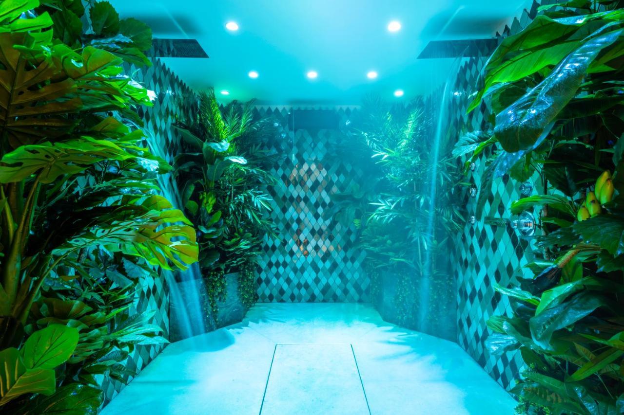Hotel Byblos Saint Tropez Bagian luar foto