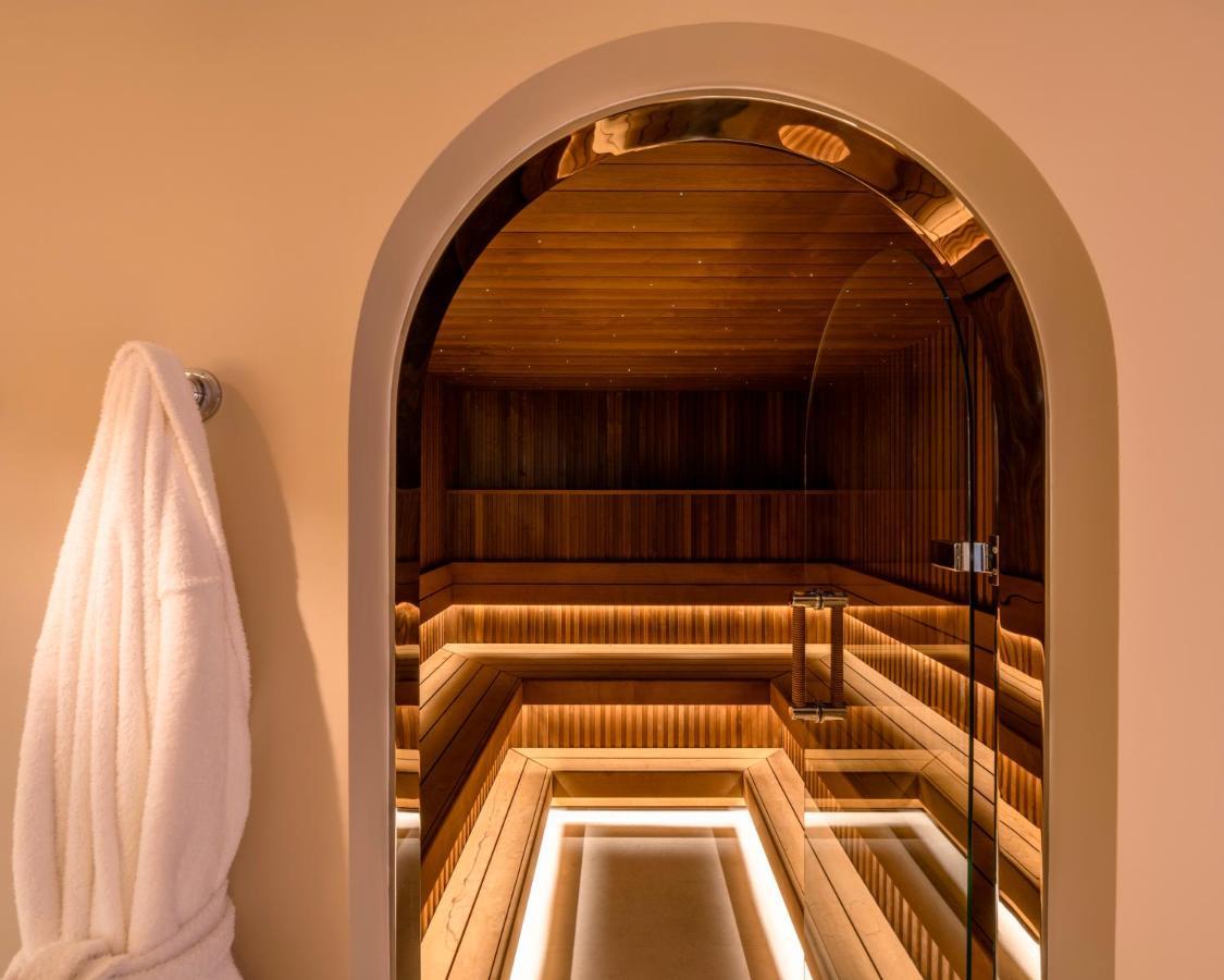 Hotel Byblos Saint Tropez Bagian luar foto