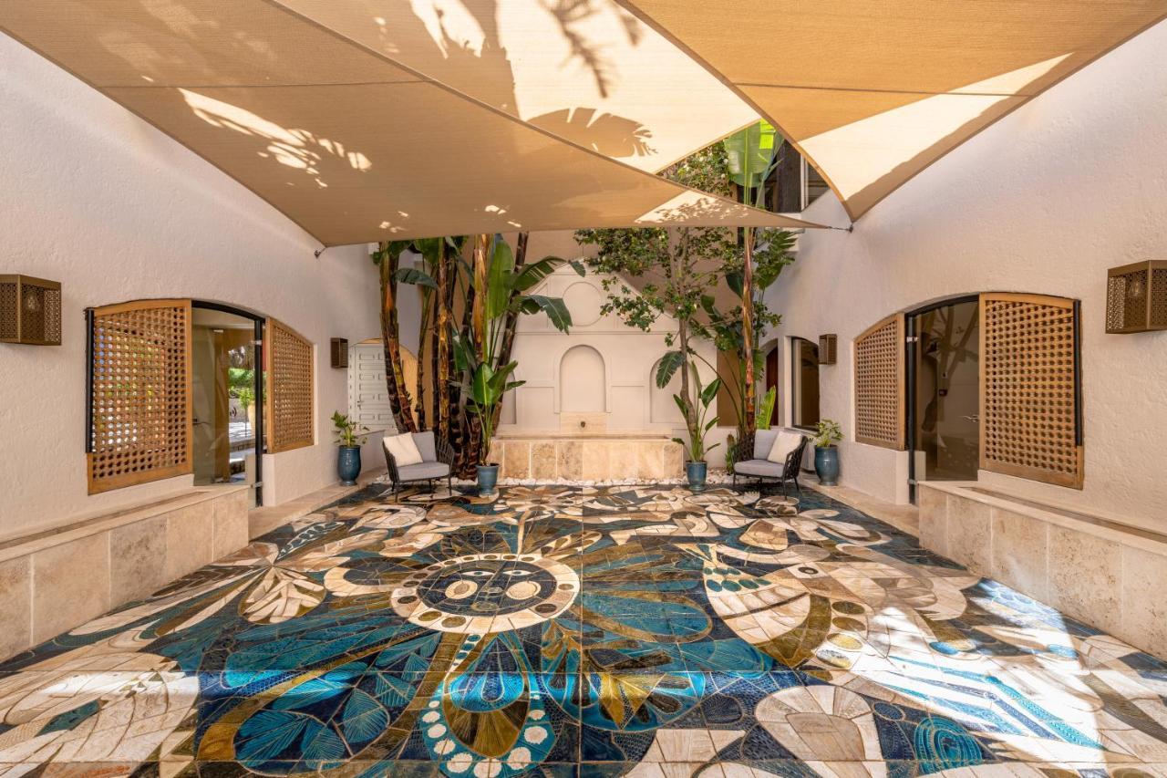 Hotel Byblos Saint Tropez Bagian luar foto