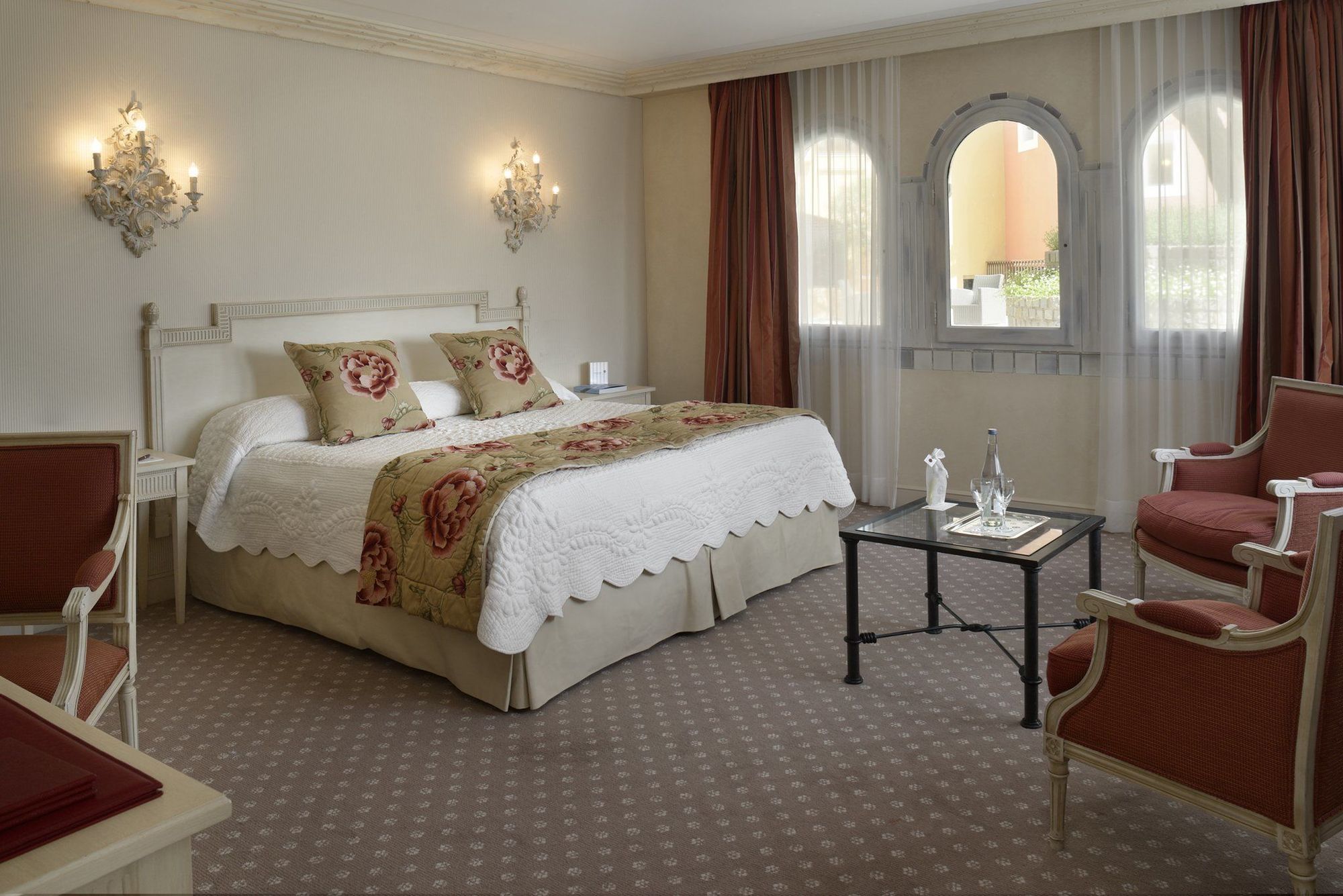 Hotel Byblos Saint Tropez Bagian luar foto